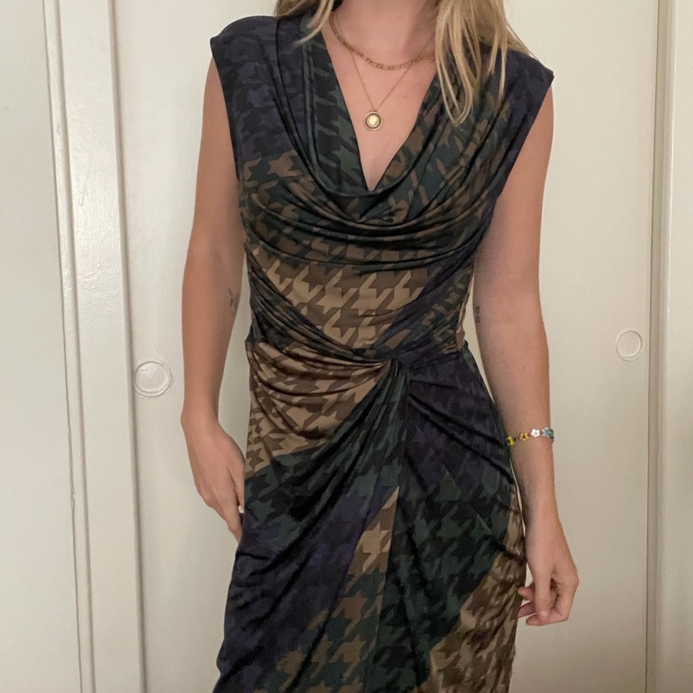 Super cute vintage dress!